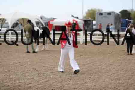 TOM-1082